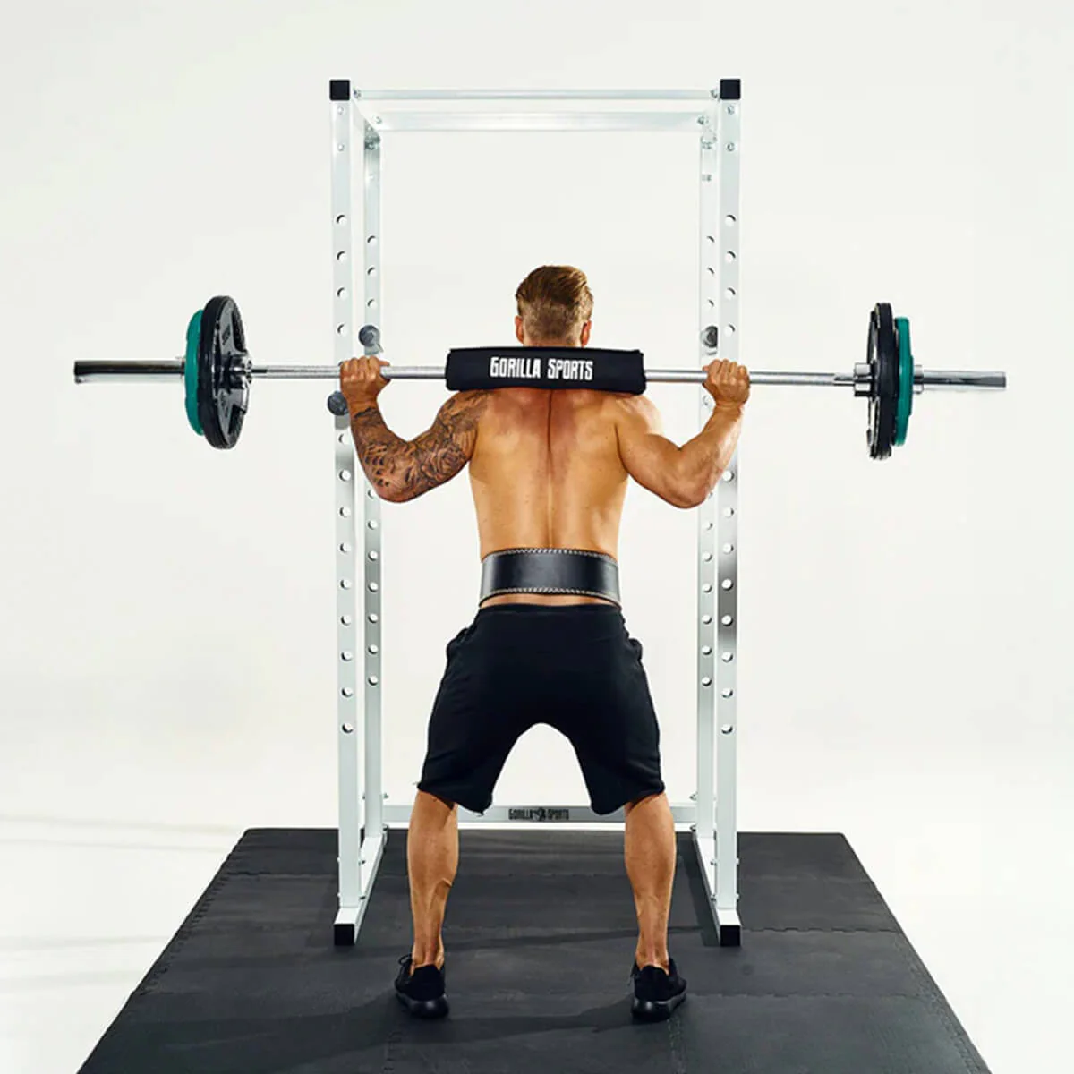 Power Rack kyykkyhäkki turvaraudoilla ja leuanvetotangolla - Image 8